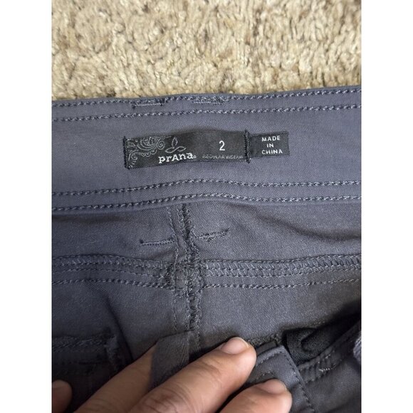PRANA Halle Pant Gray Roll Up Convertible Straight Hiking Outdoor Sz 2 (29x31) - Picture 4 of 13